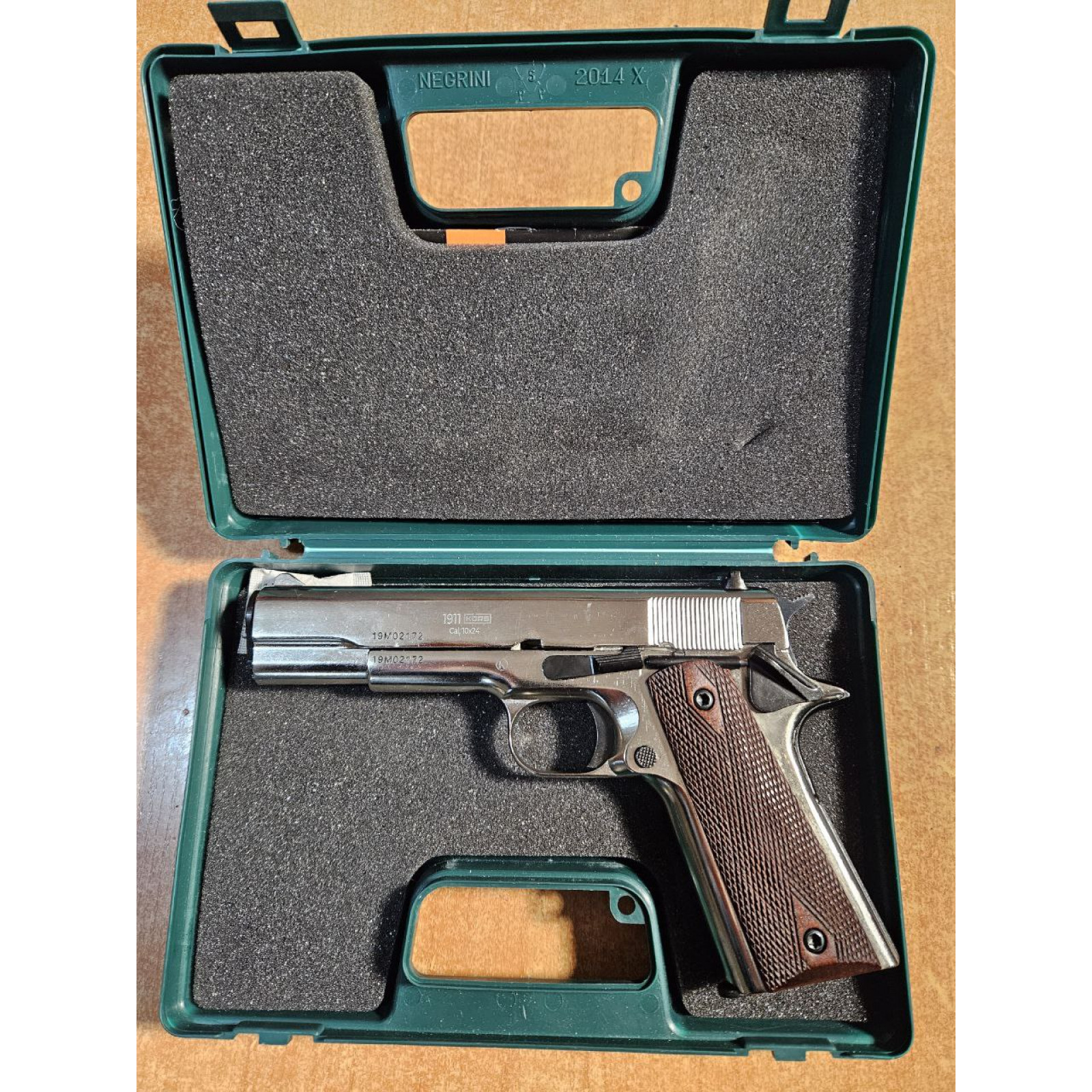 Пистолет списанный охолощенный 1911 Kurs(Colt) хром СХП кал.10х24